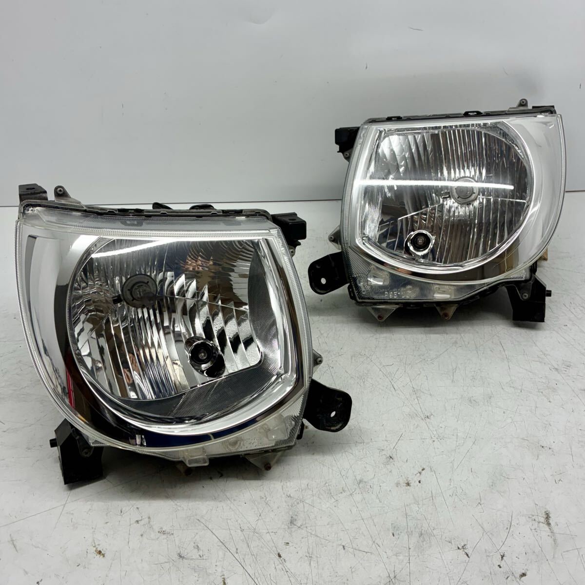 美品【コーティング済】スズキ MF33S MRワゴン 前期 ヘッドライト ランプ レンズ 左右セット LR ハロゲン レベ付 STANLEY P9510 P80457