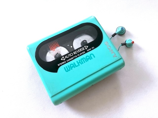 SONY ソニー Walkman WM-51 ウォークマン ミントグリーン 巻き取り型イヤホン搭載 レアな色です