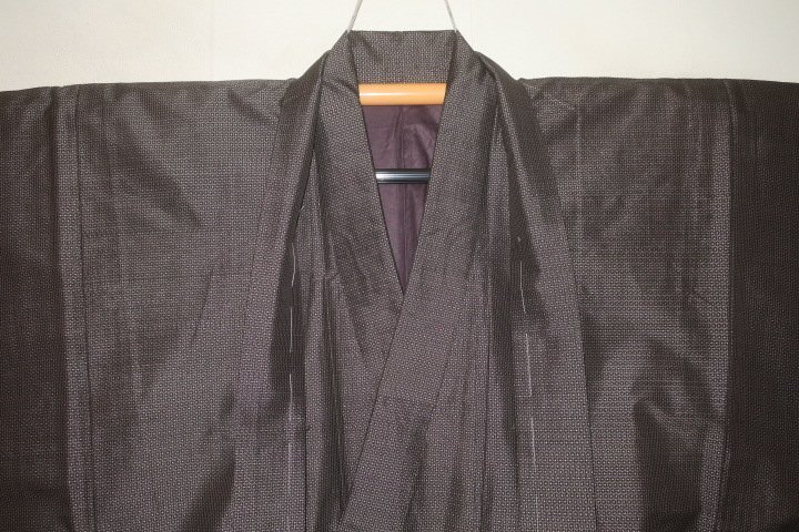 お買い得セール 弐11550 本絹泥草木染村山大島紬男着物羽織 裄66丈134К鉄茶色 珍色 未着用