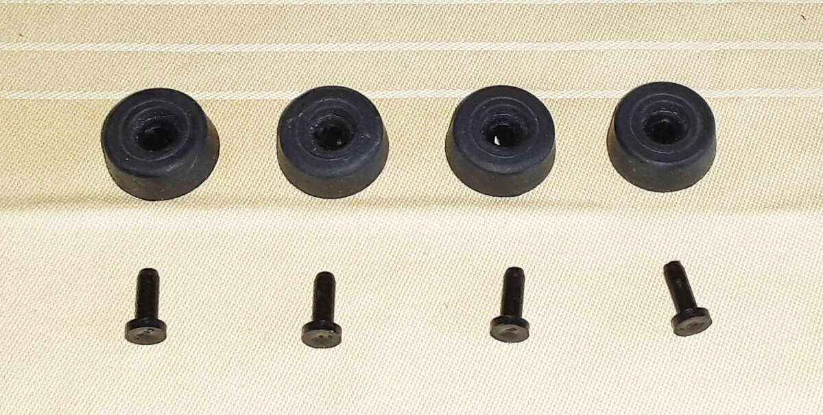 ★YAMAHA DX7II-D/DX7II-FD/DX7S/V50 other ゴム脚 足★キーボード、ミキサー等★