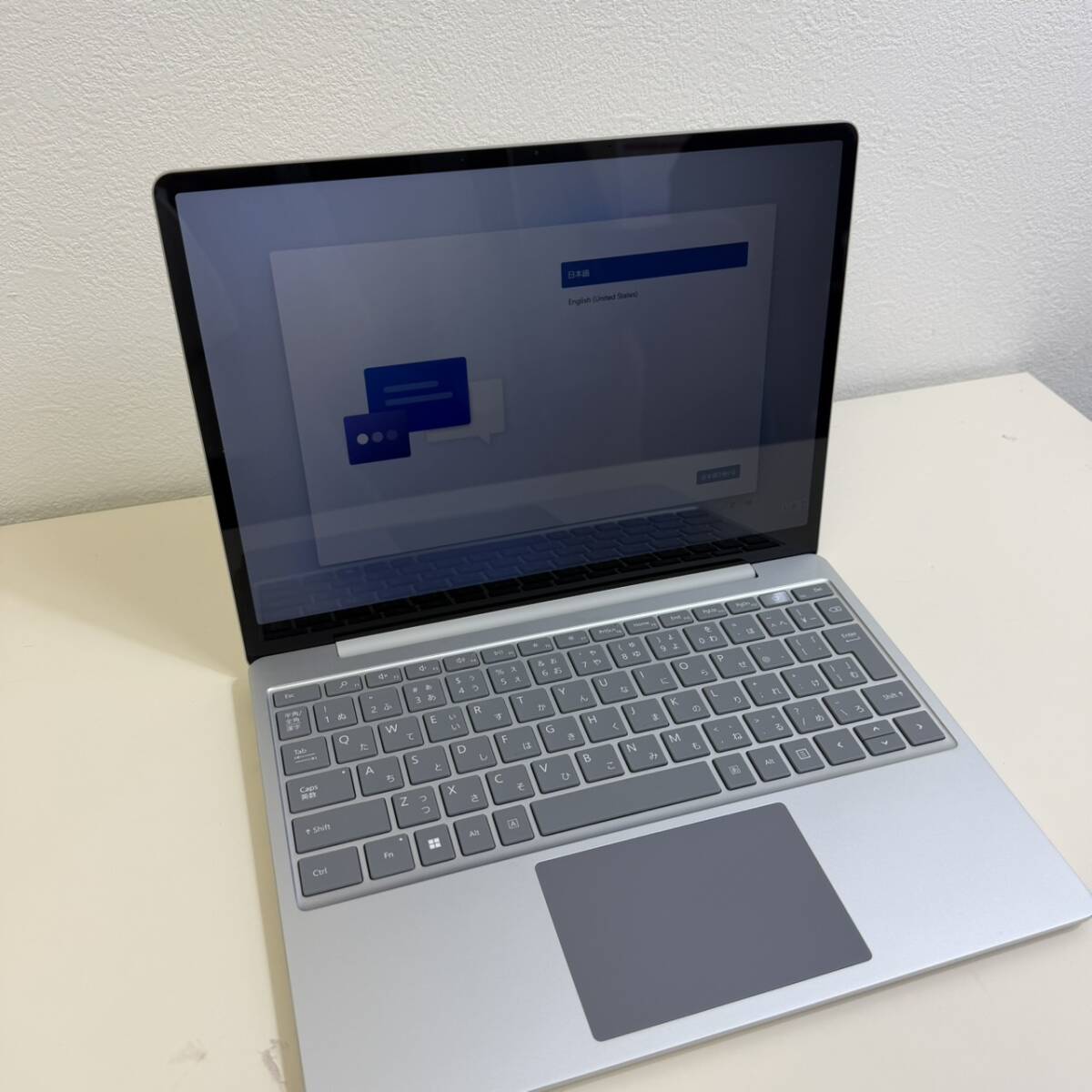 【M-172】Microsoft Surface Laptop Go2 2013 8GB/256GB intel11 i5-1135G7 動作品　角傷