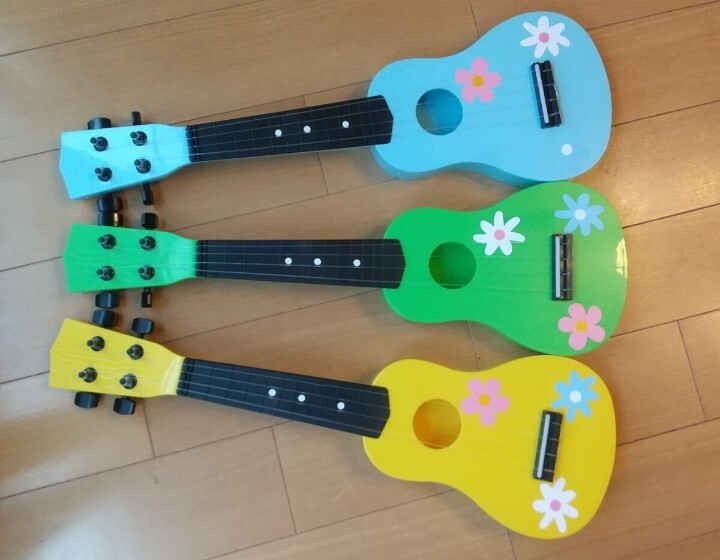 【新品未使用】かわいい！フラワーウクレレ　FLOWER UKULELE UKーFL【未使用品】 フラワーウクレレ