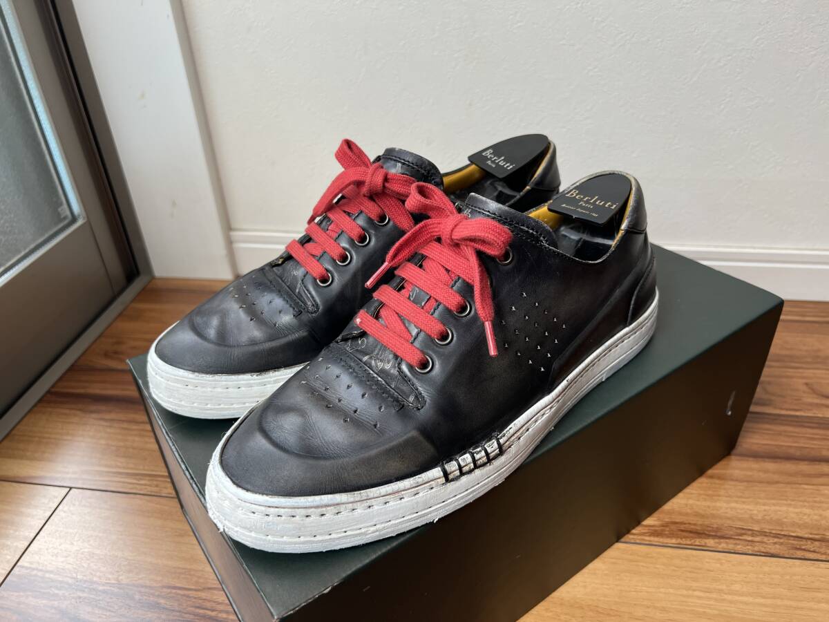 ベルルッティ Berluti 稀少限定廃盤 PLAYTIME ヴェネチアレザー スニーカー ネイビー パティーヌ 8 国内正規品 定価23万円