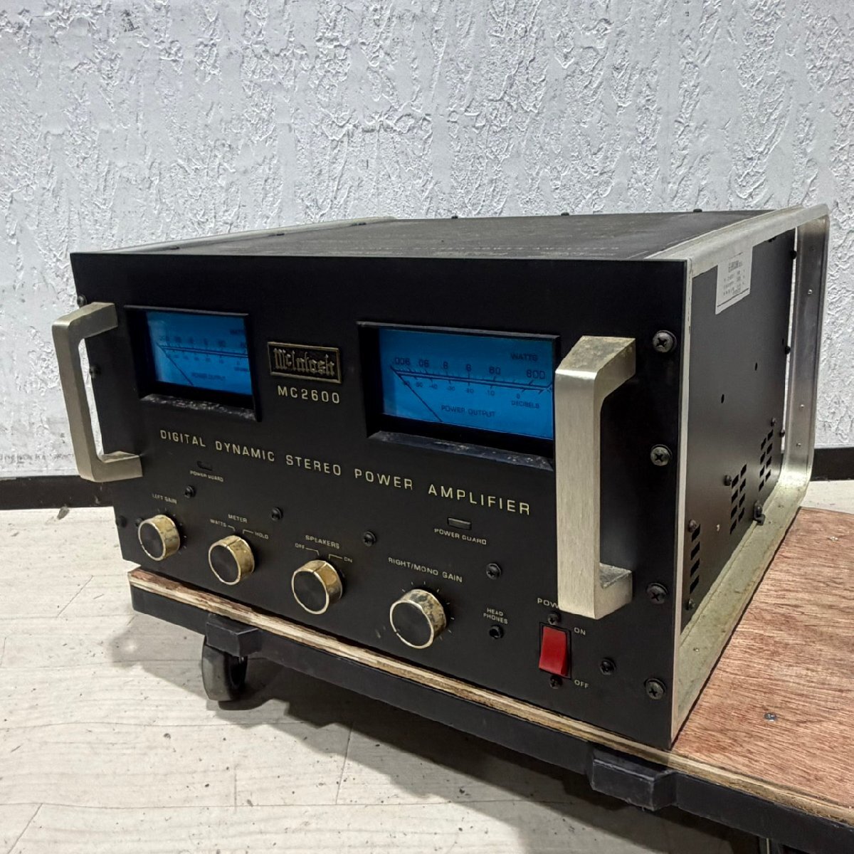【C】 Mcintosh MC2600 パワーアンプ マッキントッシュ 3253588 【法人様のみ JITBOX利用可能】