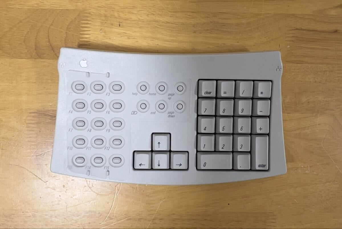 Apple Adjustable Keyboard 拡張キーボード M1242 純正 透明カバー付 動作未確認