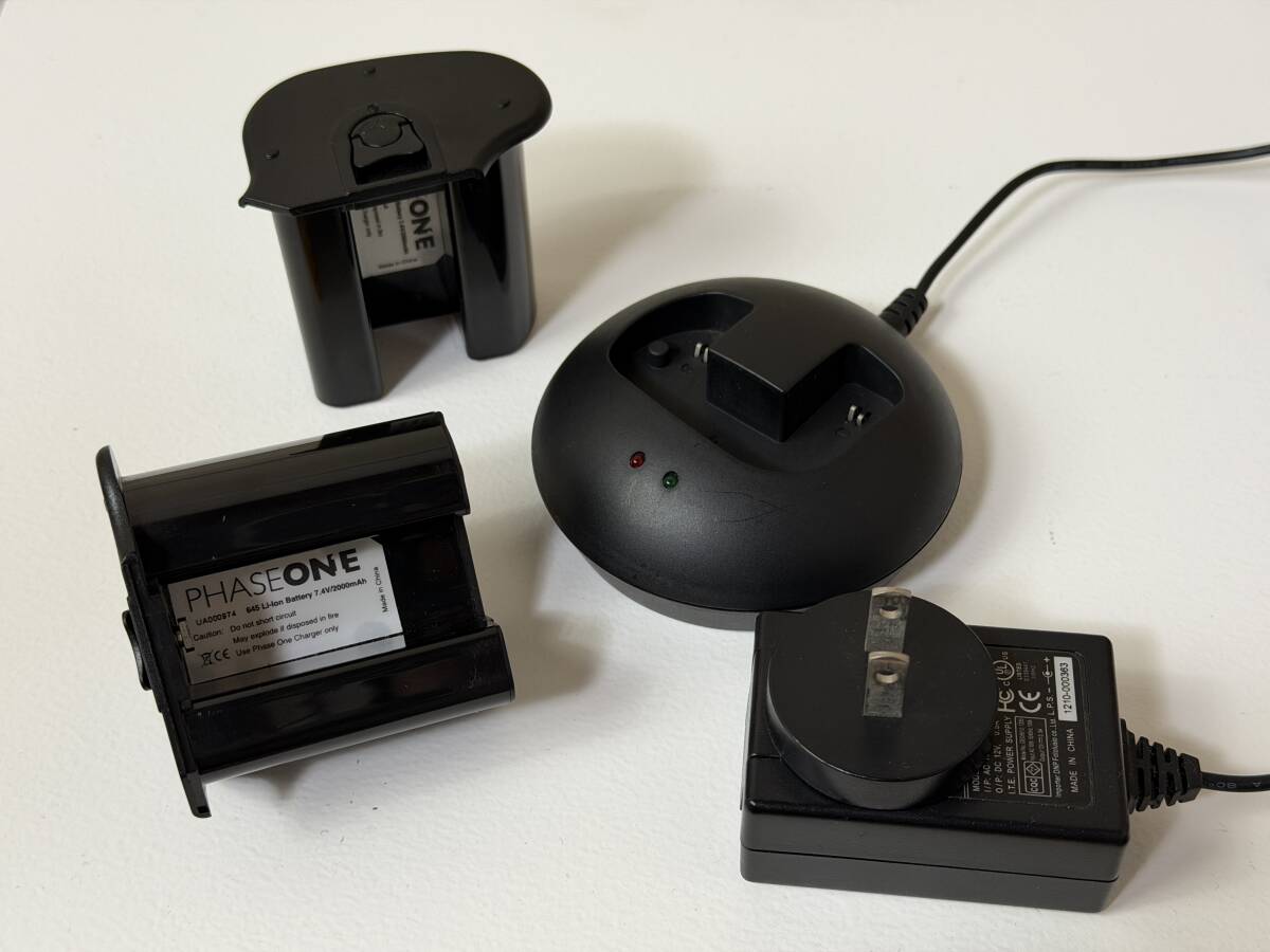 Phase one 645DF 645DF+ ボディ バッテリー2個と充電器のセット PhaseOne