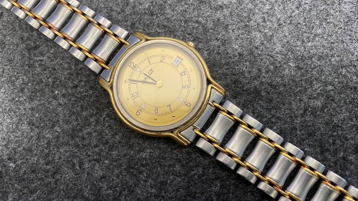 稼働品 BALLY QUARTZ 64807 文字盤ゴールド 昭和レトロ 電池交換済