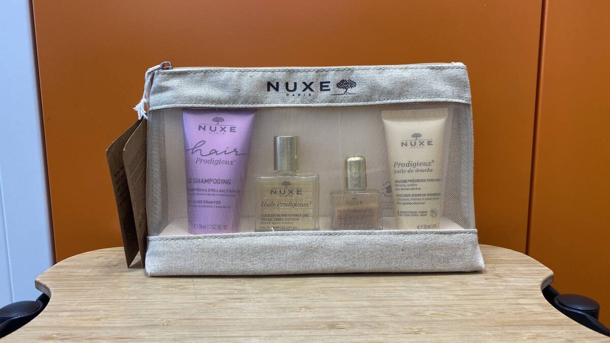 【未使用品】NUXE ニュクス マイエッセンシャルプロディジューキット シャンプー オイル ゴールドオイル シャワーオイル セットポーチ付き