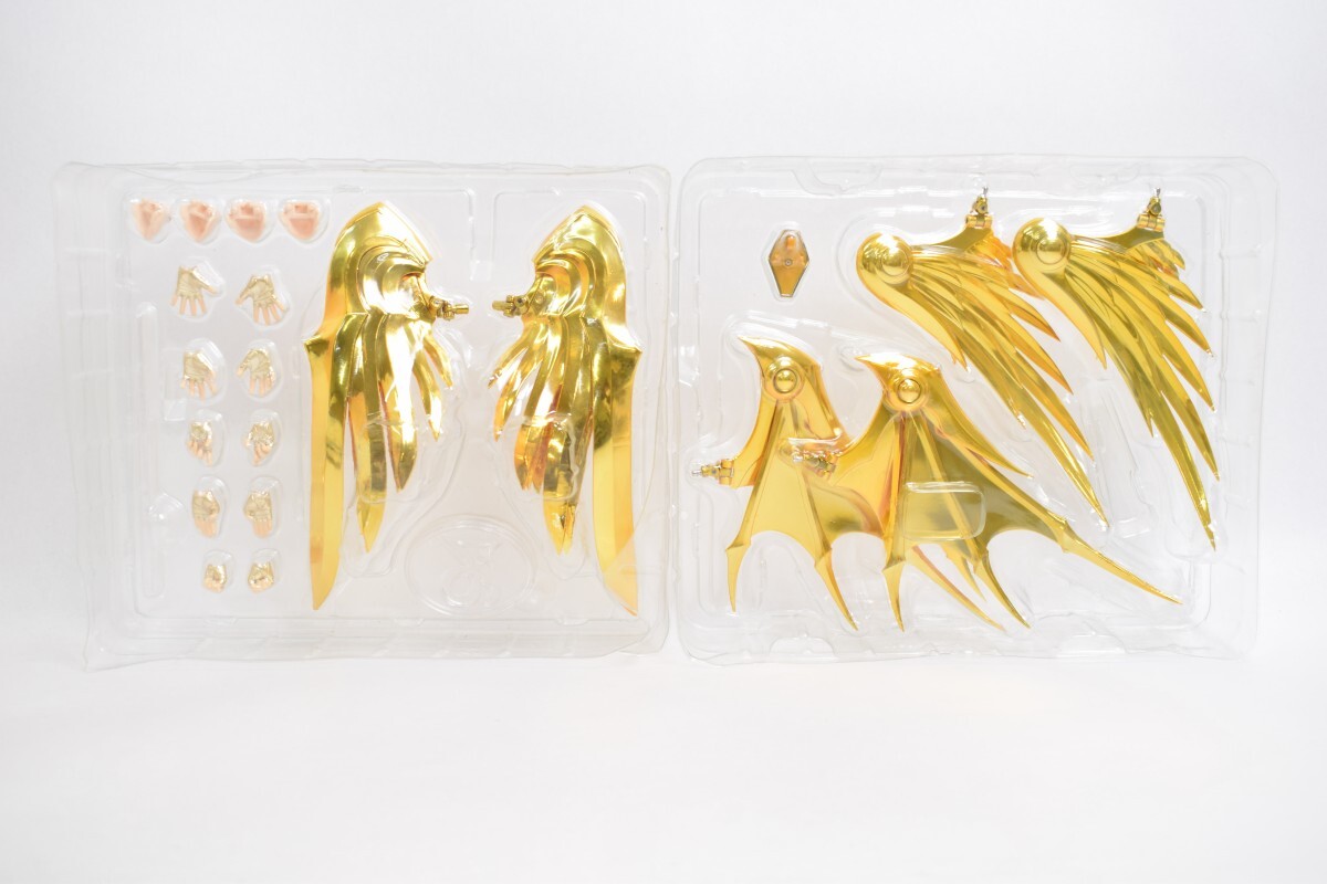 未使用 BANDAI バンダイ 聖闘士星矢 黄金魂 聖闘士聖衣神話EX 神聖衣 パーツ 2点 セット まとめ フィギュア 玩具 おもちゃ RT-160M/002