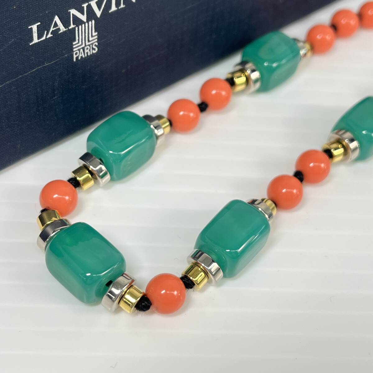 2603M1009 LANVIN ランバン 色石 ロングネックレス 重量約150.6g 全長約165cm 箱付