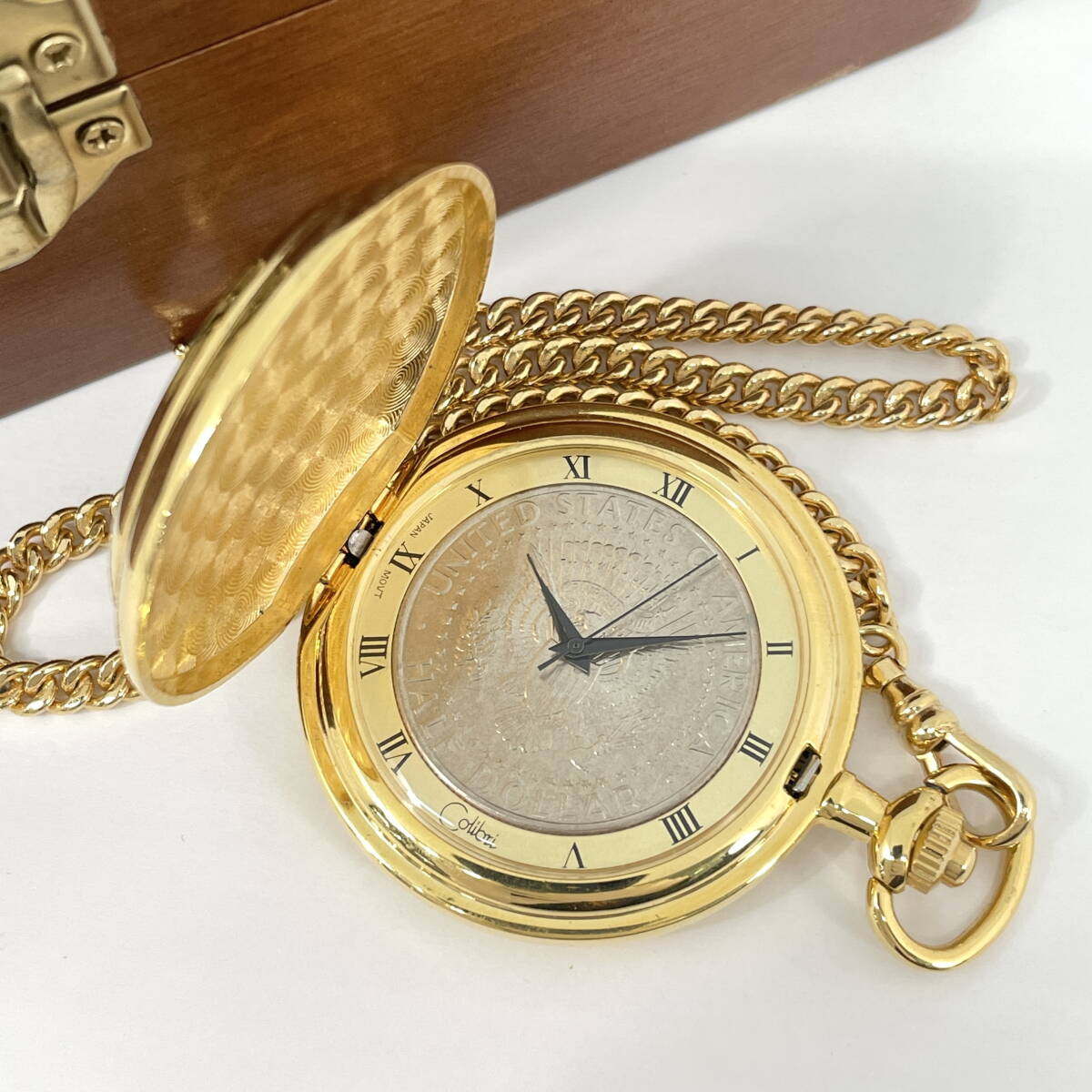 2603M3112 Colibri コリブリ 懐中時計 リバティコイン ハーフダラー クオーツ 木箱入