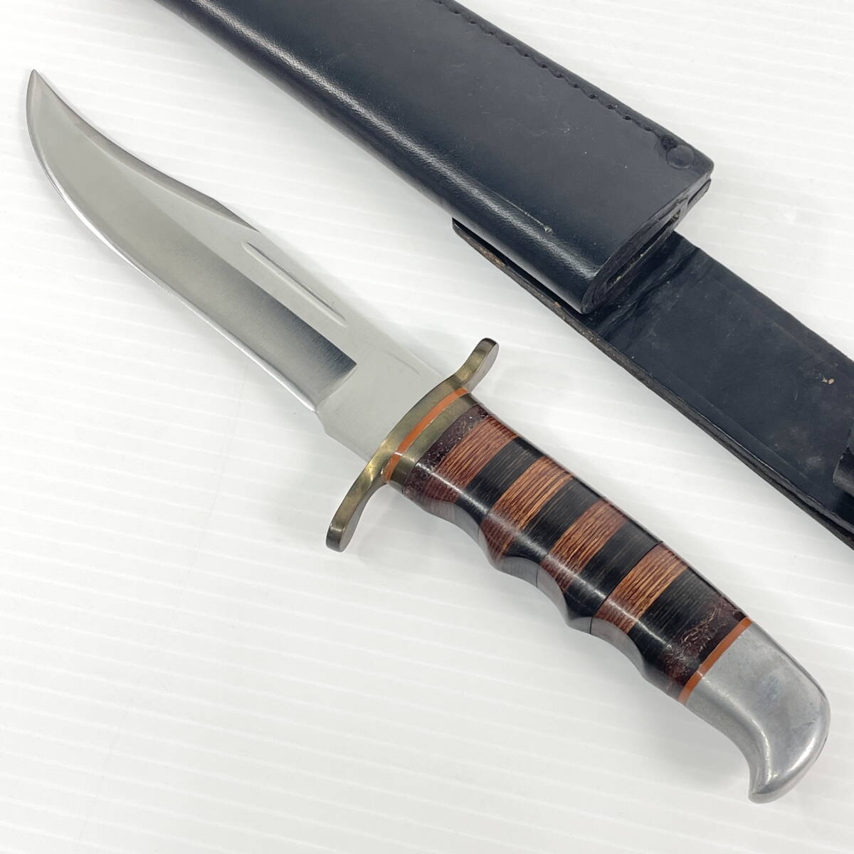 2603M3114 ハンティングナイフ シースナイフ レザーケース付 現状品 メーカー不明