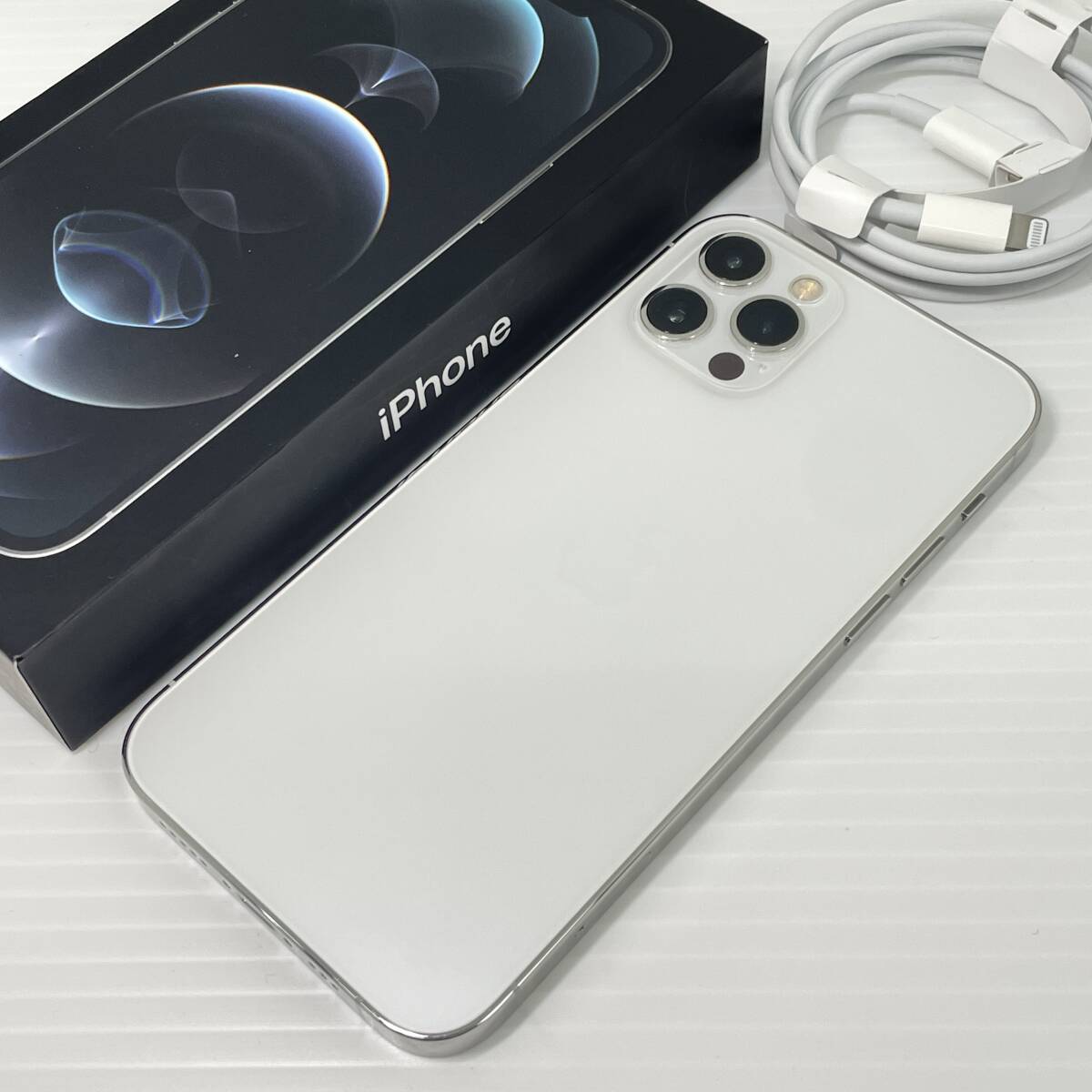 2603M4214 Apple アップル iPhone 12 Pro MGM63J/A 128GB IMEI KDDI：〇判定 SIMロック有 通電確認済 箱付