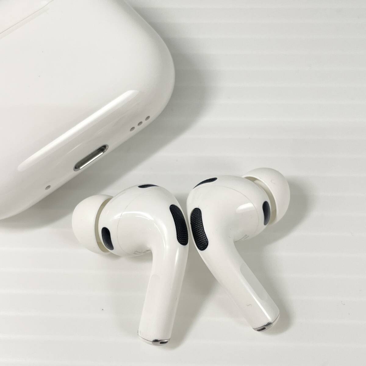 2603M4310 Apple アップル AirPods Pro エアポッズ 第3世代 通電確認済