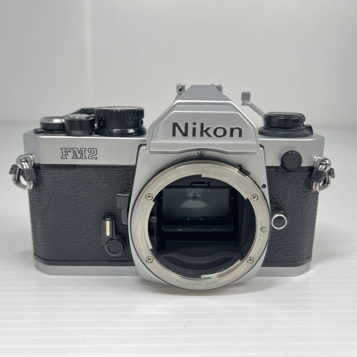 2603M3503 Nikon ニコン フィルムカメラ FM2 ボディのみ 通電確認済