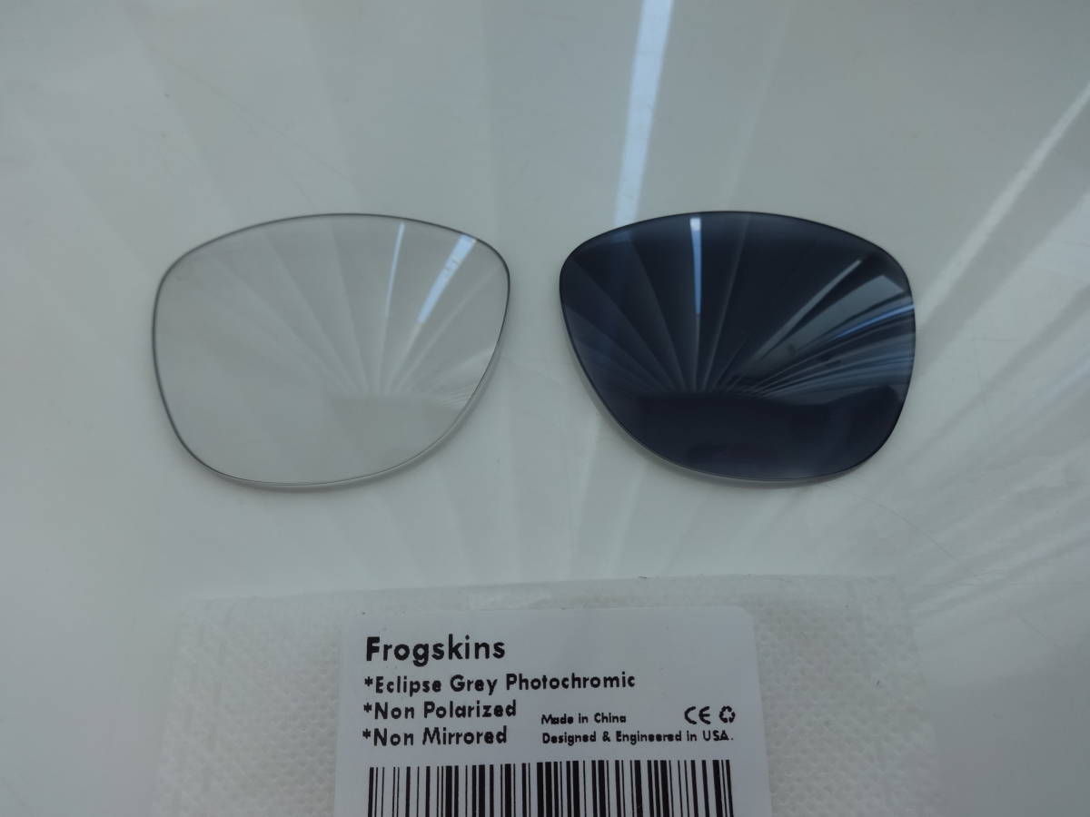 処分価格★OAKLEY オークリーFrogskins フロッグスキン用 カスタム調光ハイグレードレンズ Frogskin Photochromic Transition 
