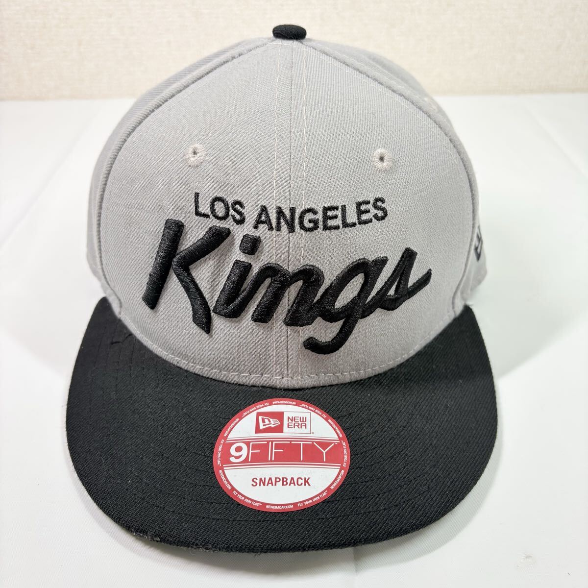 NEW ERA ニューエラ　LOS ANGELES KINGS 9FIFTY スナップバックキャップ　グレー×ブラック　古着　中古