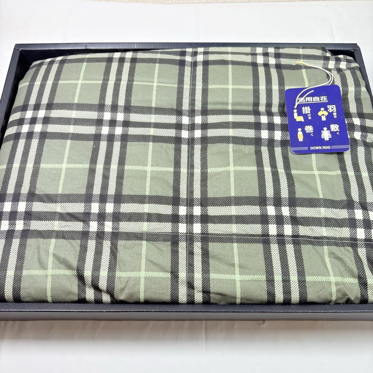未使用品　 BURBERRY LONDON バーバリーロンドン　羽毛ひざ掛け　肩当て　ノバチェック　グリーン　70×150cm 　西川産業