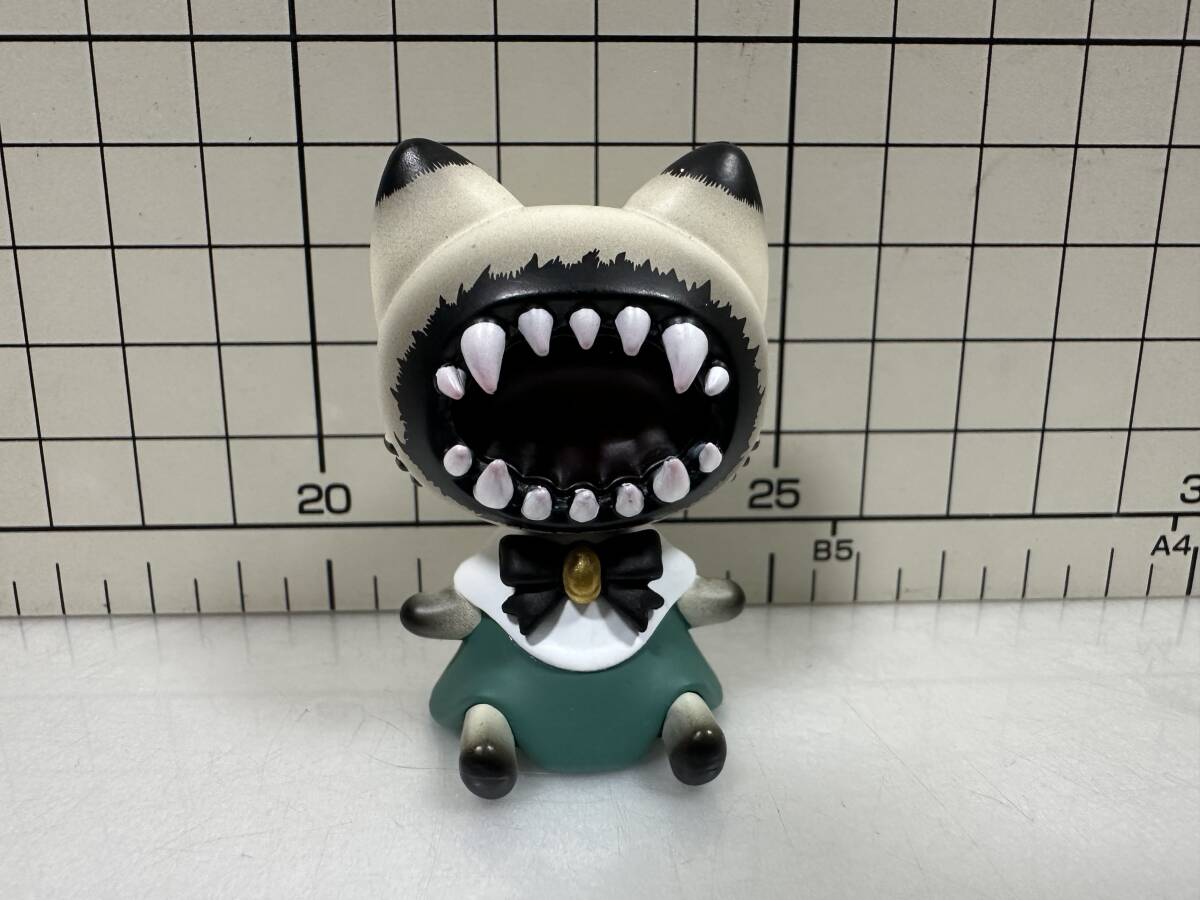 Manianis　マニアニ SHADOW MONSTER 3 シャドウモンスター Siamese cat　猫　モンスター　フィギュア