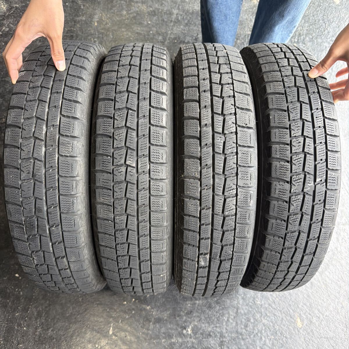 １４５/８０Ｒ１３　７５Q ダンロップ　ウインターマックス　４本セット！6分山！　冬の備えにいかがでしょうか？激安売り切り！