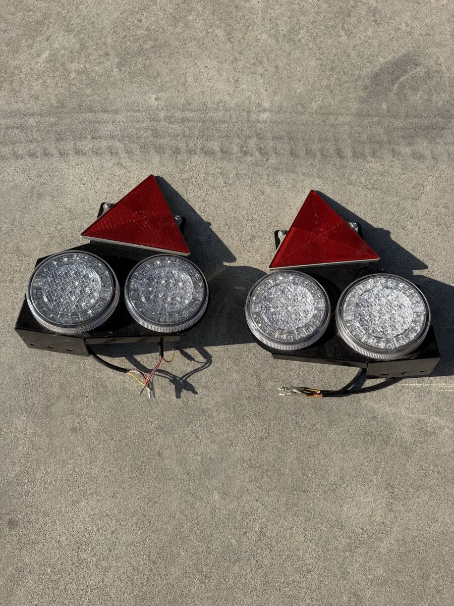 シーマリトレーラー純正テール　新車外し！