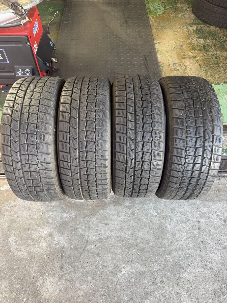 ２１５/５０R１７　９１Q ダンロップ　ウインターマックス　ＷＭ　０２　４本セット！２０１６年製！８分山！予備にいかがでしょうか？