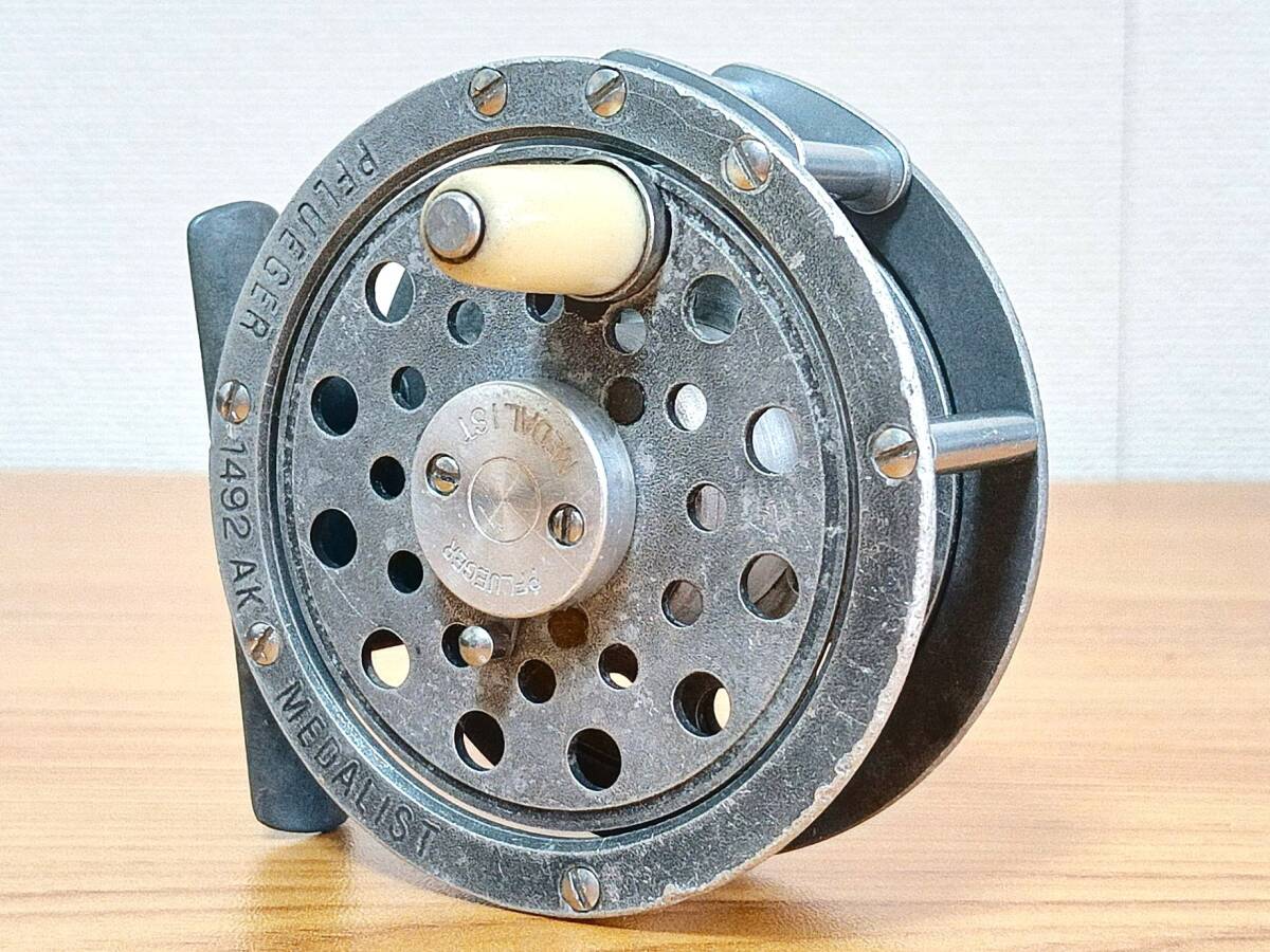 ♪良い感じ♪ PFLUEGER フルーガー メダリスト 1492 ビンテージ加工品　中古