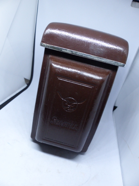 中国最高峰二眼レフ SEAGULL 4A 本革ハードケース