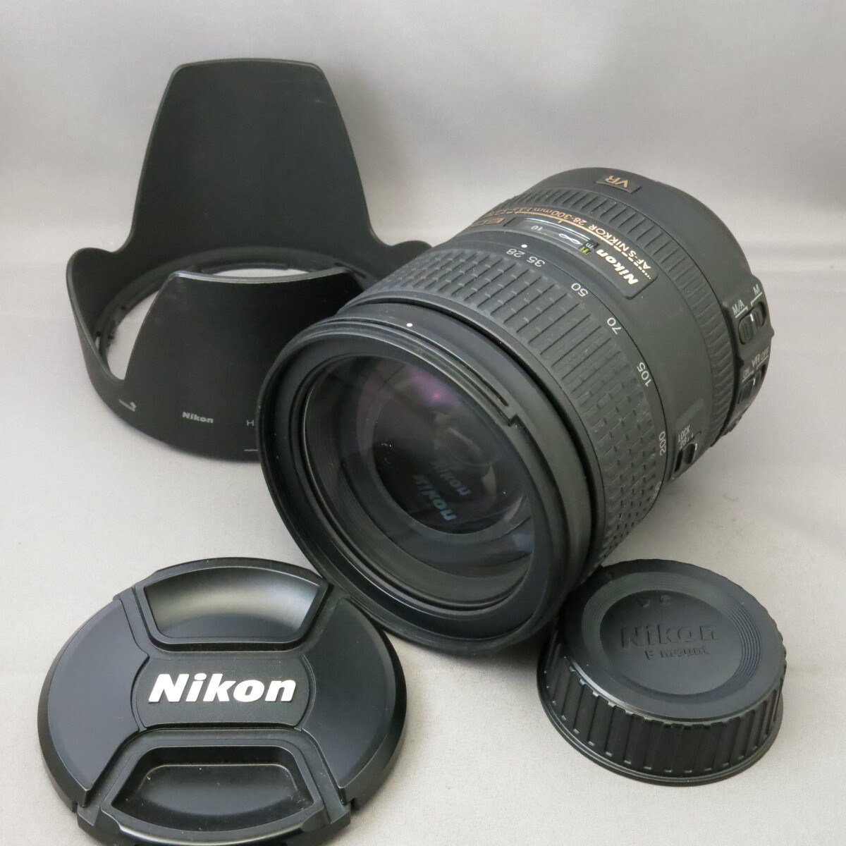 【美品】Nikonニコン　AF-S28-300mmF3.5-5.6G VR　ニコンＦマウント★NO.10078