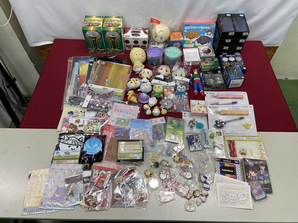 カメ)コナン ちいかわ サンリオ しんちゃん なのは すみっコぐらし 他　大量 グッズ まとめ セット ◆Y2604002 PD02B