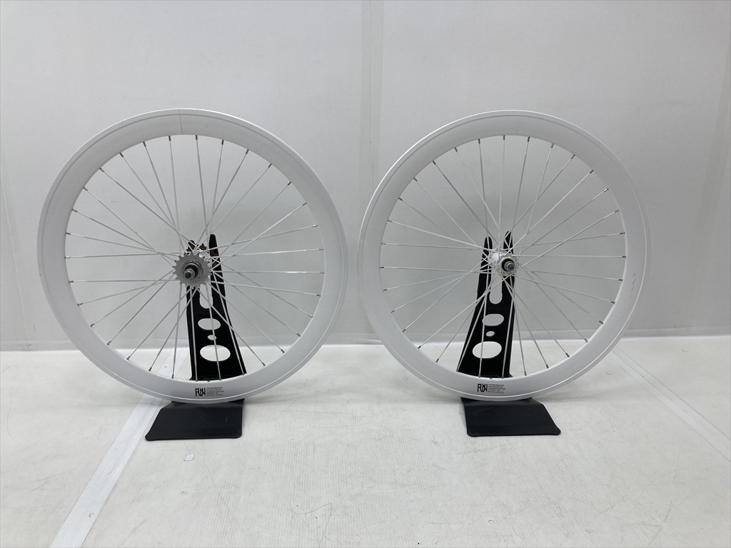 下松)FUN ファン ライダーズカフェ ピスト 前後ホイール セット ホワイト ホワイトスポーク 700c 32H ◆★B260405R05B PD05A