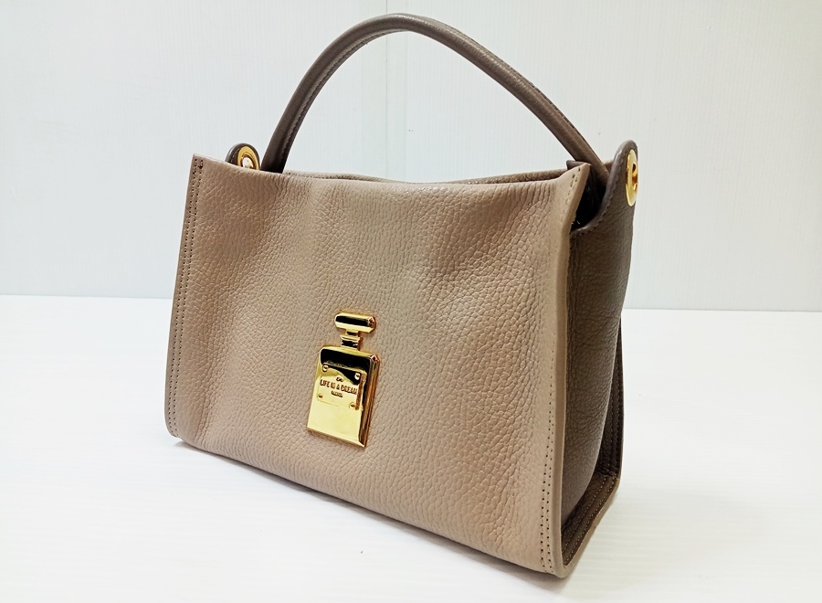 下松)【美品】IO PELLE イオペレ ハンドバッグ 香水瓶 イタリア製 ◆N2504008 ND05A