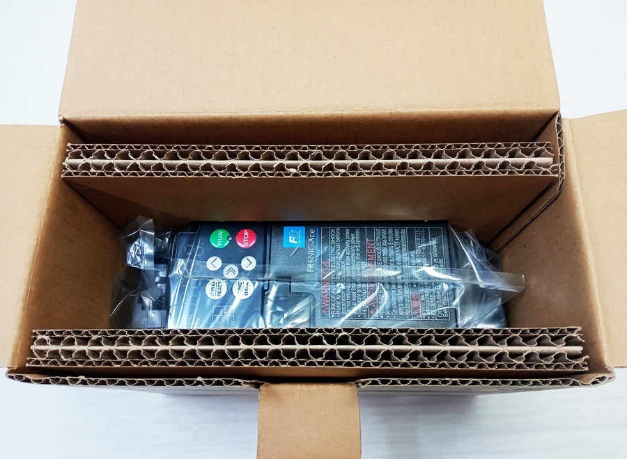 下松)【未使用】富士電機 フジ Fuji Electric インバーター FRN0.1E2S-2J インバータ INVERTER① ◆N2604010 PD04A