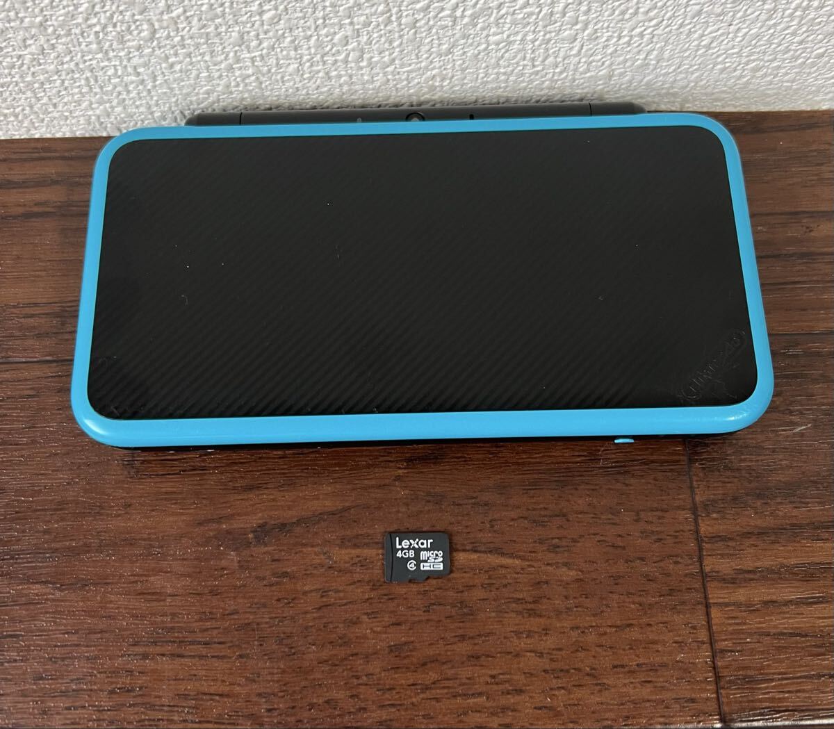 任天堂 Nintendo Newニンテンドー2DS LL 本体 ブラック× ターコイズ 通電確認済 中古 No02
