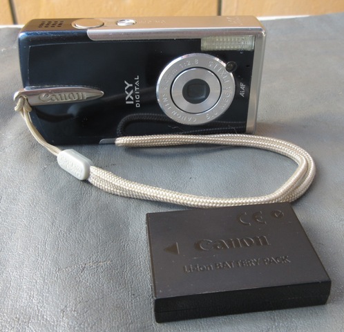 ☆ミニサイズ☆Canon IXY DIGITAL L2　バッテリー付き キャノン コンパクトデジタルカメラ イクシーデジタル