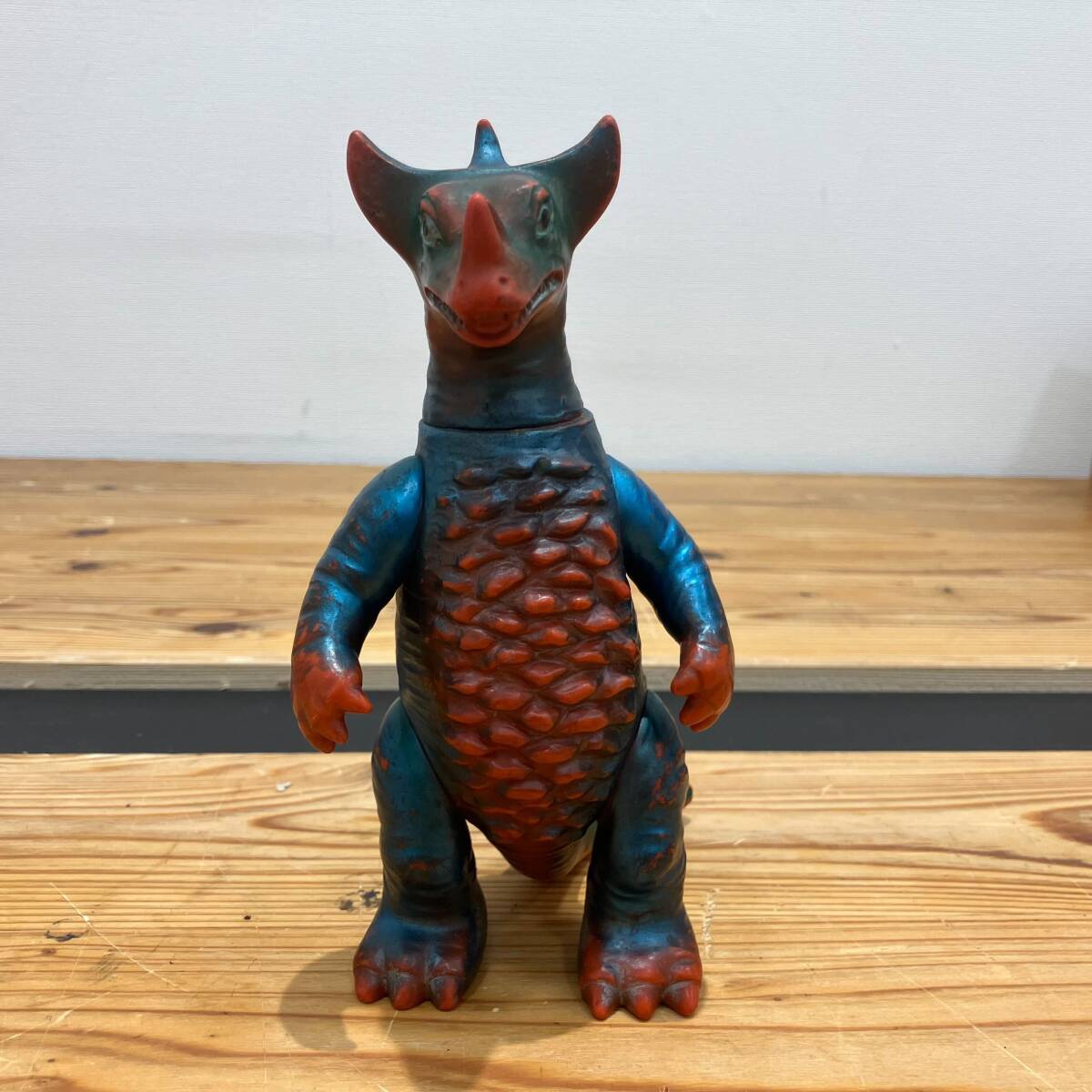 6-54【鴇】 パチ怪獣 ゴモラ? ウルトラ怪獣 ソフビ フィギュア 全長約20㎝ 足裏刻印なし 当時物 現状品 中古