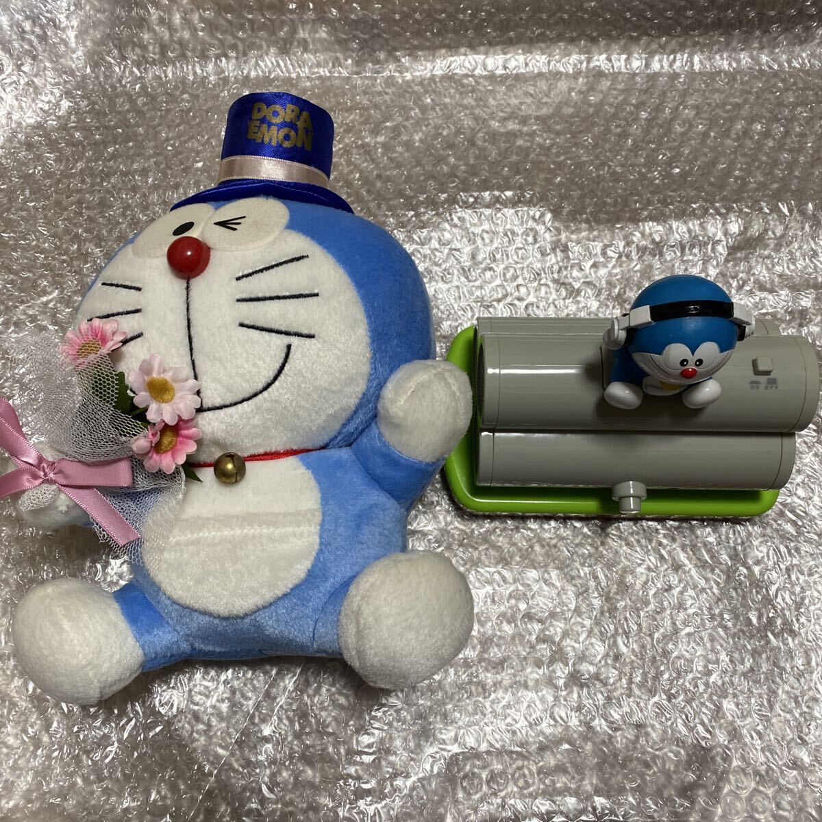 【1円〜】ドラえもん グッズ セット 電報 ぬいぐるみ NTT 土管型スピーカー 空き地