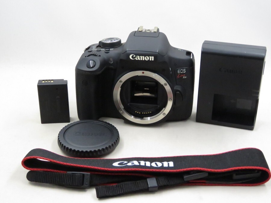 [23642T3]★極上美品★CANON EOS Kiss X8i ボディ