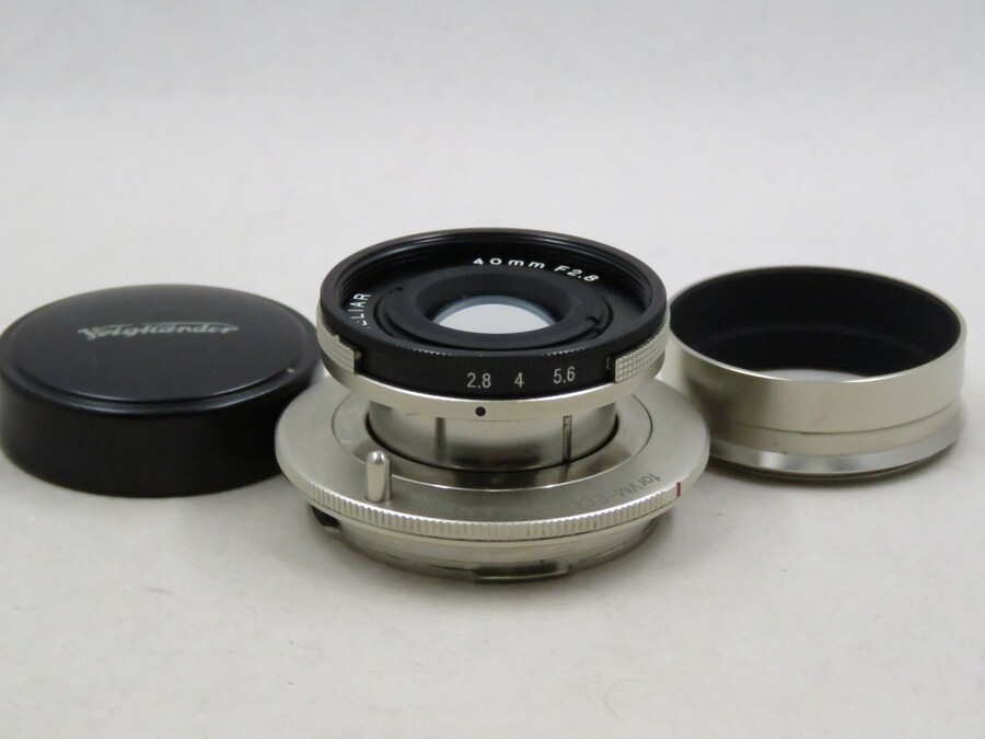 [23671W2]★新品同様★Voigtlander フォクトレンダー HELIAR 40mm F2.8 フード