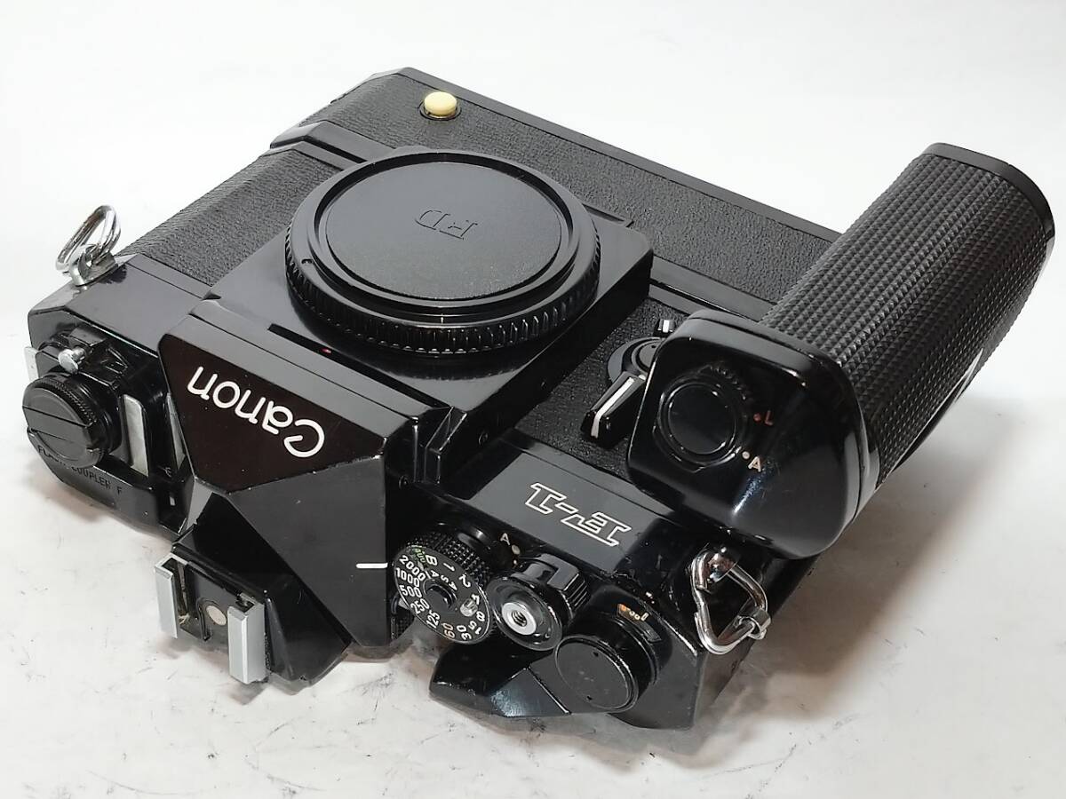 ★光学極上美品/本体動作良好★ Canon キャノン 旧 F-1 後期 ボディー+ワインダーF+フラッシュカプラー名機旧 F-1 の逸品！#3240