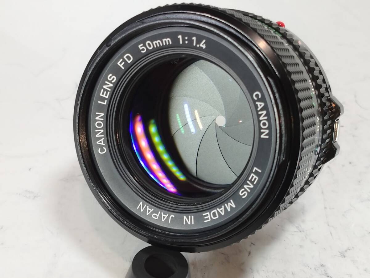 ★外観新同級・光学美品/動作良好★ CANON キャノン New FD 50mm f 1.4 コンデイションのいいキャノンの銘玉オールドレンズです！#3243