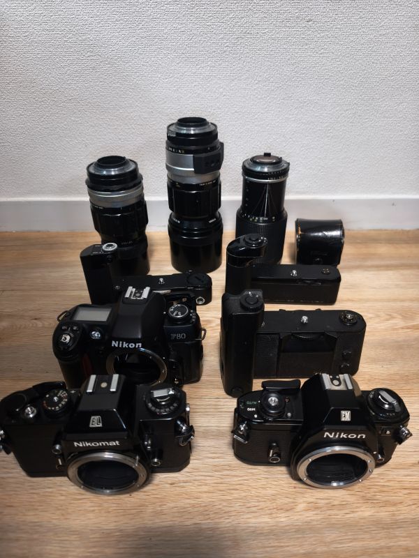 【1円スタートジャンク】Nikonカメラ＆レンズ＆モータードライブなど ニコマート EL/F80/EM/200mm f4/300mm f4.5/70-210mm/MD-3/MD-4/MD-12