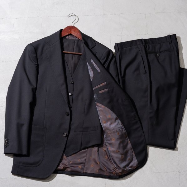 美品　universal language measure's　loro piana ZELANDER　ブラック　サイズ50　本切羽　オープンポケット　オーダーサイズ　本水牛釦