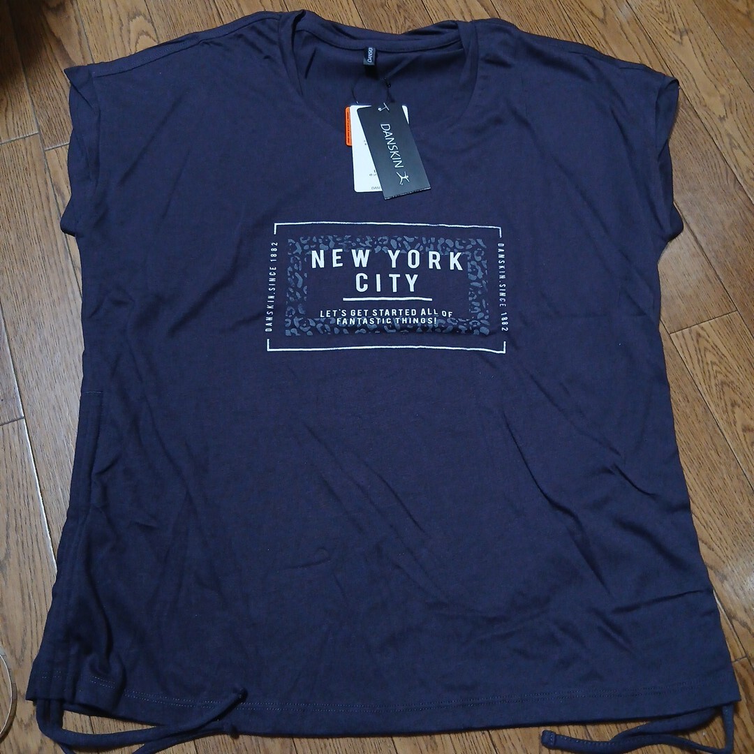未使用★　DANSKIN 半袖Tシャツ　M