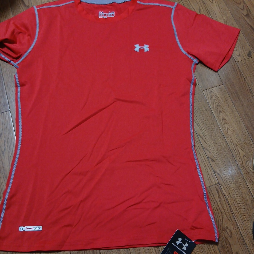 未使用★　アンダーアーマー　 UNDER ARMOUR　半袖Tシャツ　メンズL