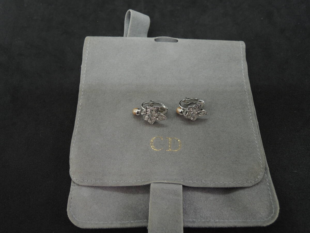 △Christian Dior クリスチャンディオール イヤリング シルバーカラー リーフモチーフ レディース 刻印 アクセサリー/管理2226A12-LM0126