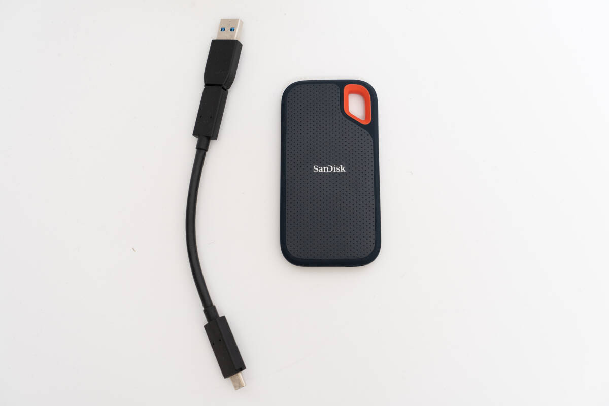 #563 SanDisk サンディスク SSD 外付けSSD 1TB USB3.2Gen2 SDSSDE60-1T00 ポータブルSSD