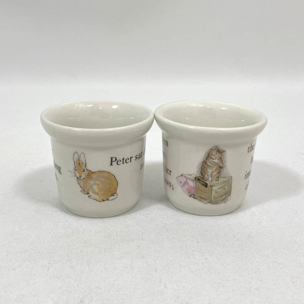ウェッジウッド ピーターラビット エッグスタンド ２個セット ティギーウィンクルの子猫 旧刻印 英国製 WEDGWOOD