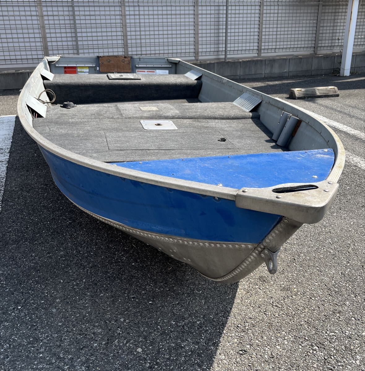 シーニンフ V12 アルミボート 書類あり Vハル バス SeaNymph 中古