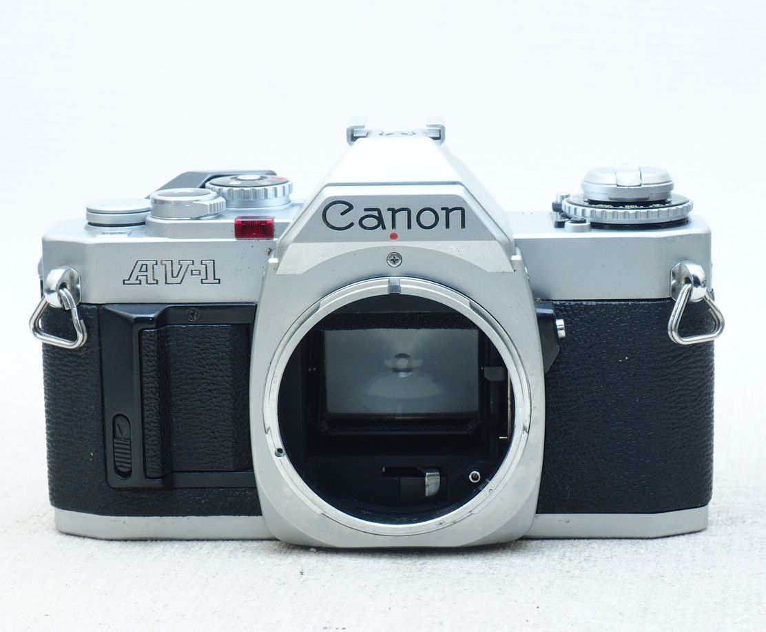 CANON AV-1 シルバーボディ　完動品